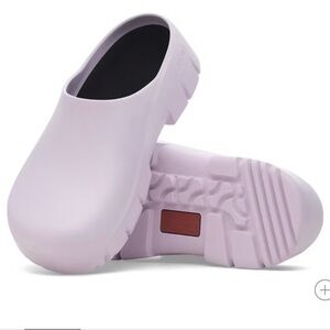Women's Lavender Slip-On Clogs